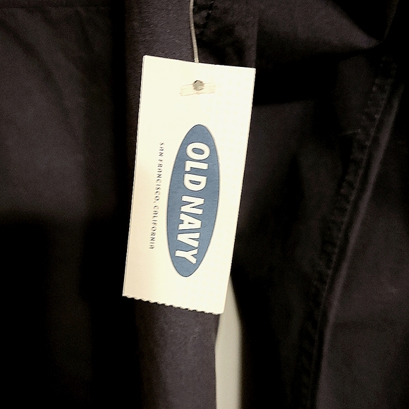 NWT! Men's Button Down Casual Charcoal Gray Shirt - Picture 4 of 4